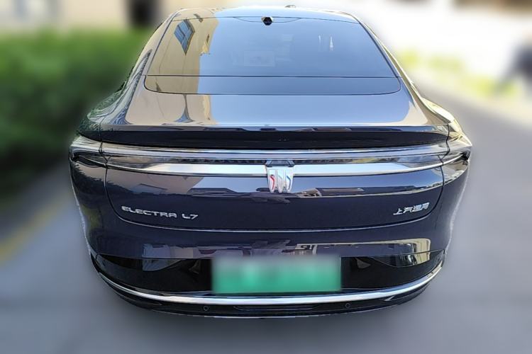 Used Buick L7 2025 Model Aivia Rear