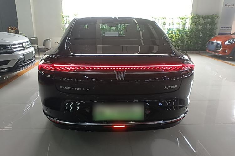 Used Buick L7 2025 Model Aivia Rear