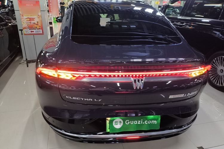 Used Buick L7 2025 Model Aivia Rear