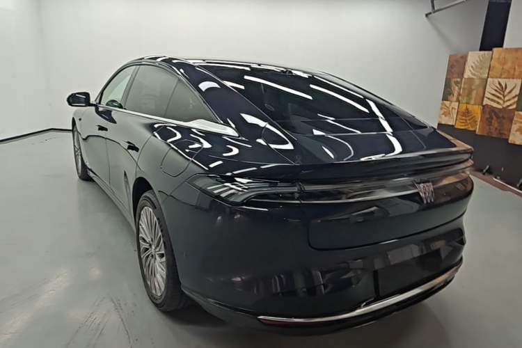 Used Buick L7 2025 Model Aivia Rear Left 45 Deg