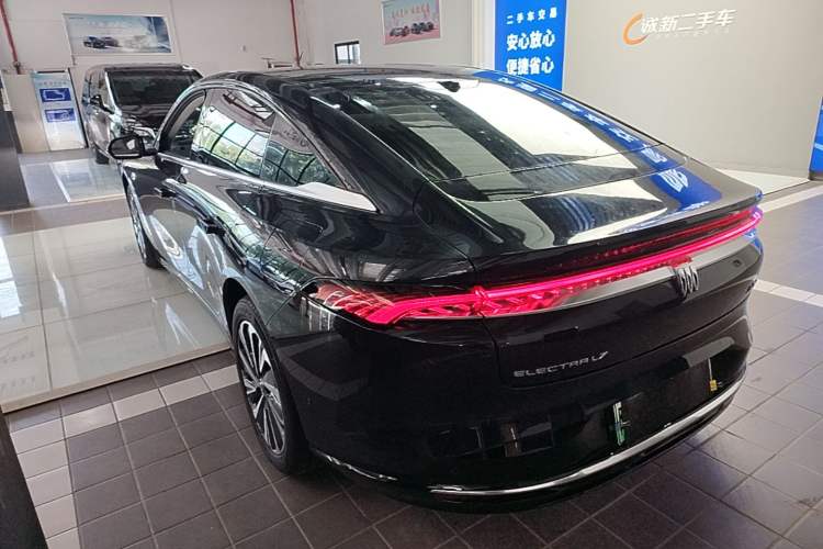 Used Buick L7 2025 Model Luxury Leisure Smart Driving Edition Rear Left 45 Deg