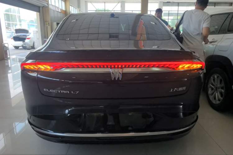 Used Buick L7 2025 Model Luxury Leisure Smart Driving Edition Rear