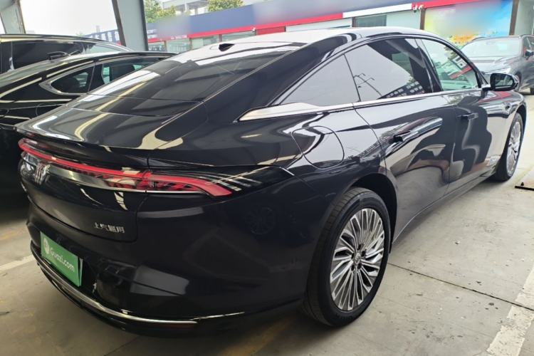 Used Buick L7 2025 Model Aivia Rear Right 45 Deg