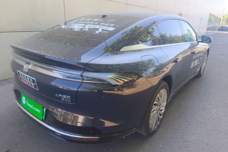 Used Buick L7 2025 Model Aivia Rear Right 45 Deg