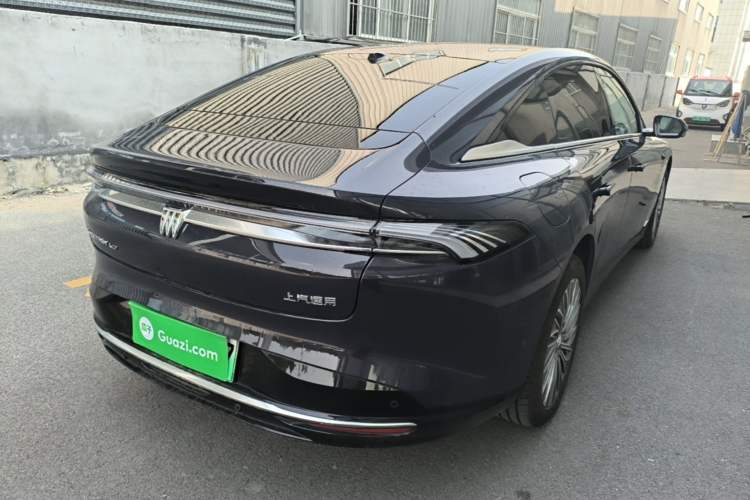 Used Buick L7 2025 Model Aivia Rear Right 45 Deg