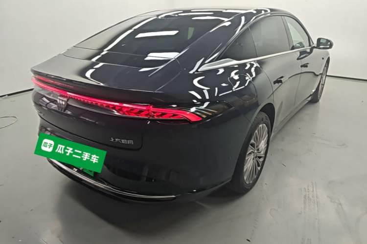 Used Buick L7 2025 Model Aivia Rear Right 45 Deg