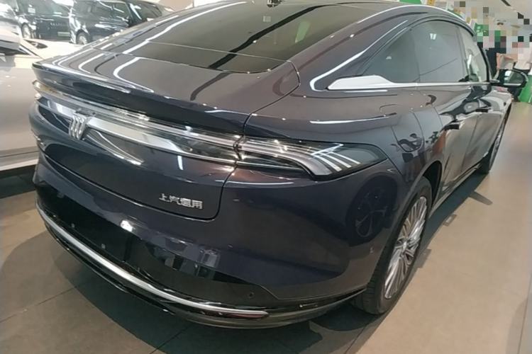 Used Buick L7 2025 Model Aivia Rear Right 45 Deg