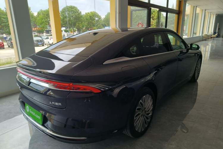 Used Buick L7 2025 Model Aivia Rear Right 45 Deg