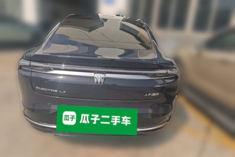 Used Buick L7 2025 Model Aivia Rear