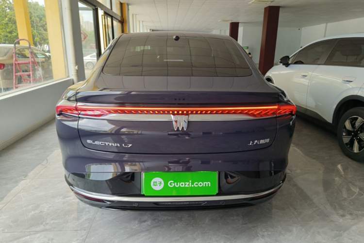 Used Buick L7 2025 Model Aivia Rear