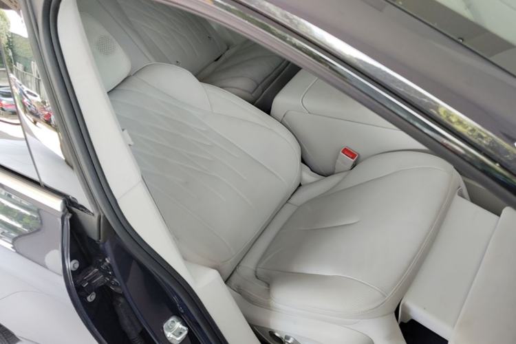 Used Buick L7 2025 Model Aivia Right Front Seat