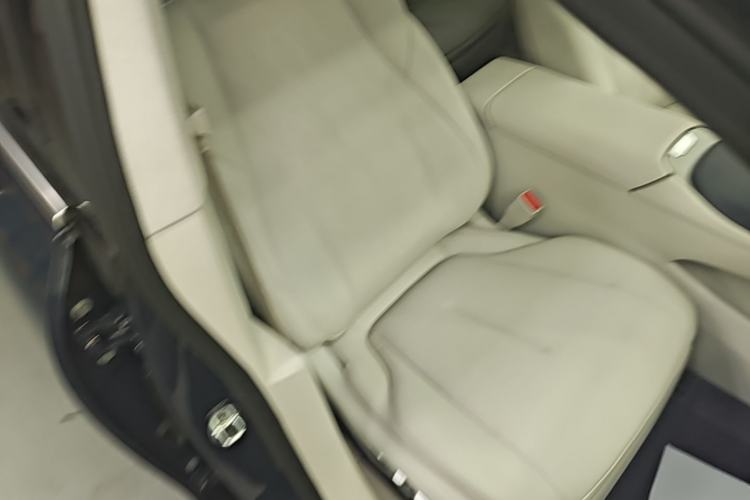 Used Buick L7 2025 Model Aivia Right Front Seat
