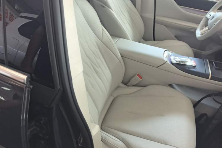 Used Buick L7 2025 Model Luxury Leisure Smart Driving Edition Right Front Seat