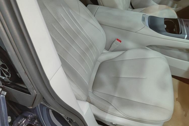 Used Buick L7 2025 Model Luxury Leisure Smart Driving Edition Right Front Seat