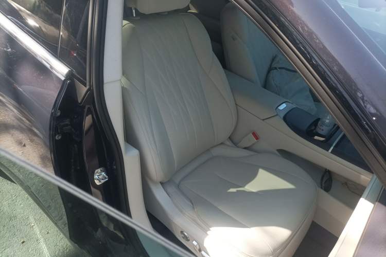 Used Buick L7 2025 Model Luxury Leisure Smart Driving Edition Right Front Seat