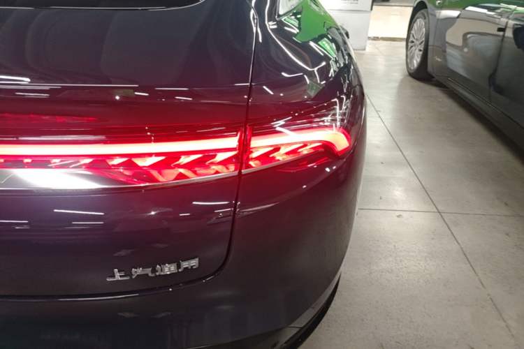 Used Buick L7 2025 Model Aivia Right Rear Taillight