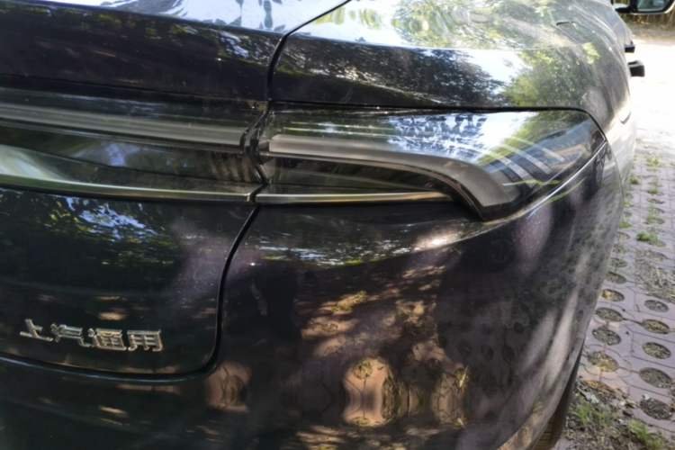 Used Buick L7 2025 Model Aivia Right Rear Taillight