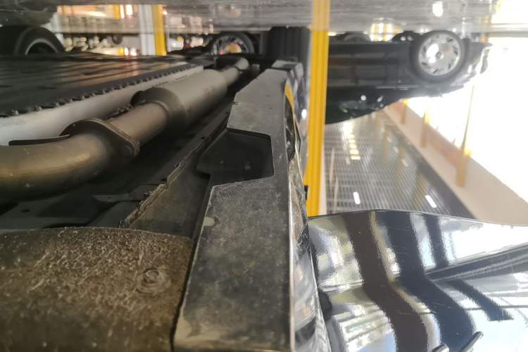 Used Buick L7 2025 Model Aivia Right Side Sill