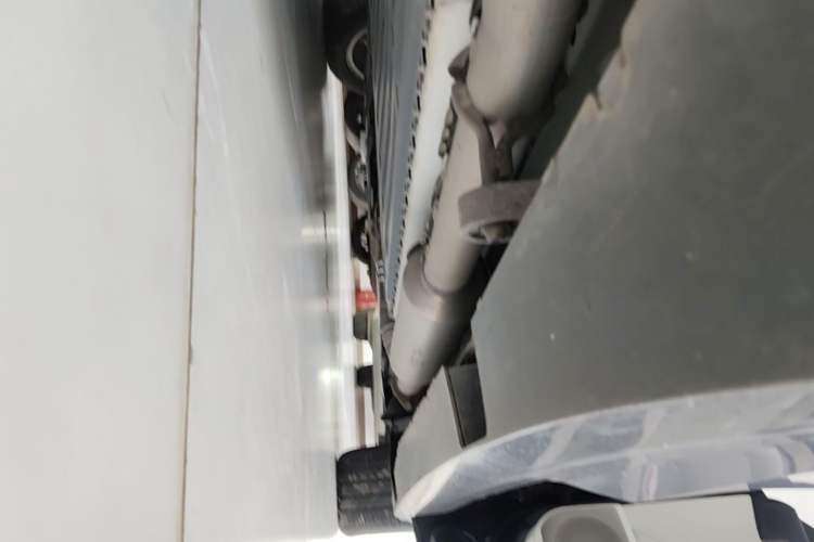 Used Buick L7 2025 Model Aivia Right Side Sill