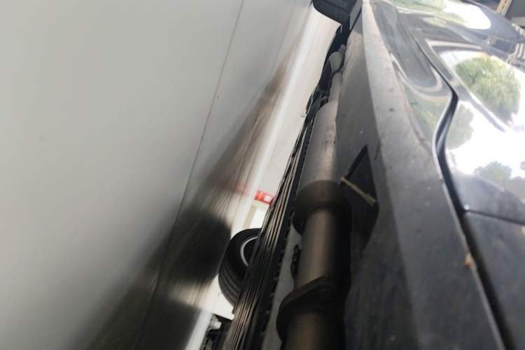 Used Buick L7 2025 Model Aivia Right Side Sill