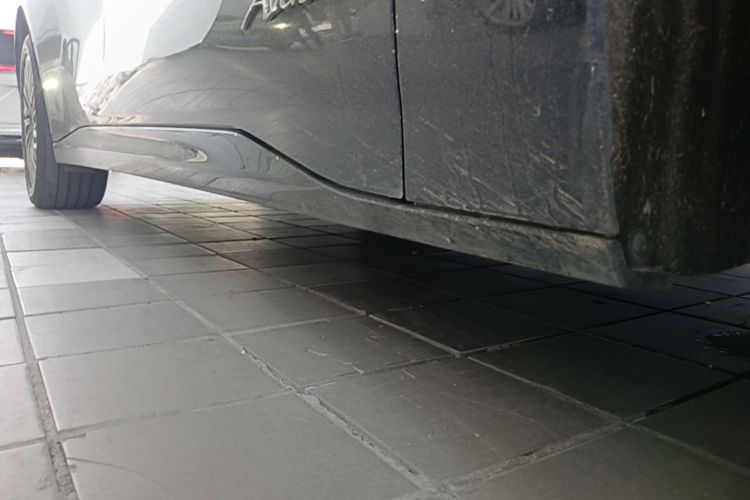 Used Buick L7 2025 Model Aivia Right Side Sill