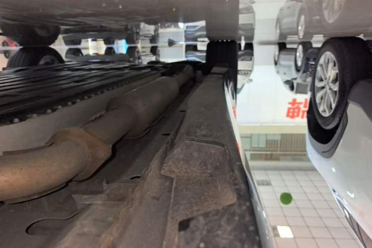 Used Buick L7 2025 Model Luxury Leisure Smart Driving Edition Right Side Sill