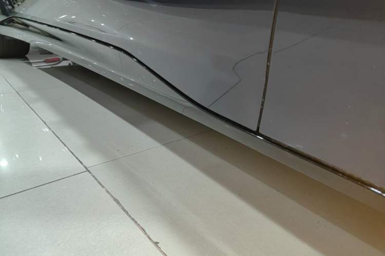 Used Buick L7 2025 Model Luxury Leisure Smart Driving Edition Right Side Sill