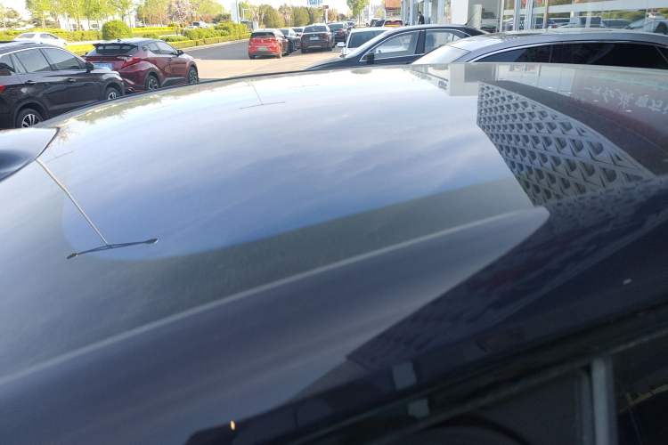 Used Buick L7 2025 Model Aivia Roof