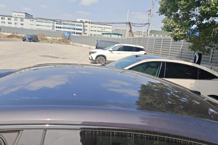 Used Buick L7 2025 Model Aivia Roof