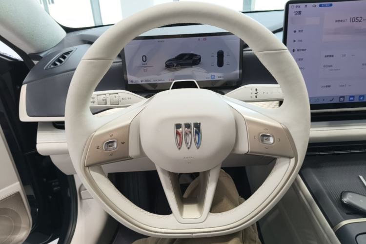 Used Buick L7 2025 Model Aivia Steering Wheel