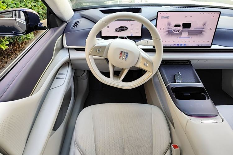 Used Buick L7 2025 Model Aivia Steering Wheel