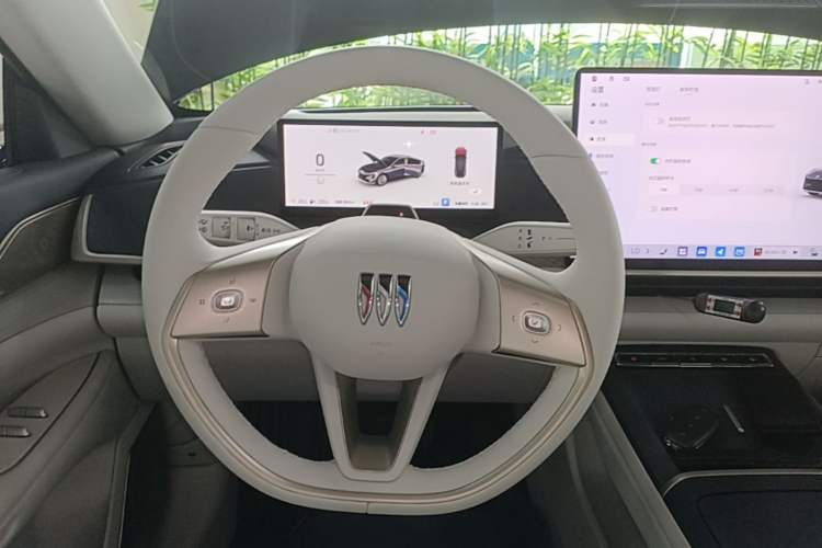 Used Buick L7 2025 Model Aivia Steering Wheel