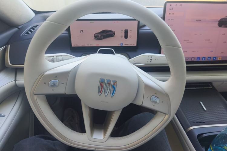 Used Buick L7 2025 Model Aivia Steering Wheel