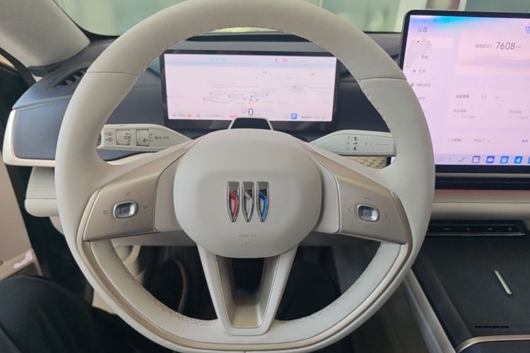 Used Buick L7 2025 Model Aivia Steering Wheel