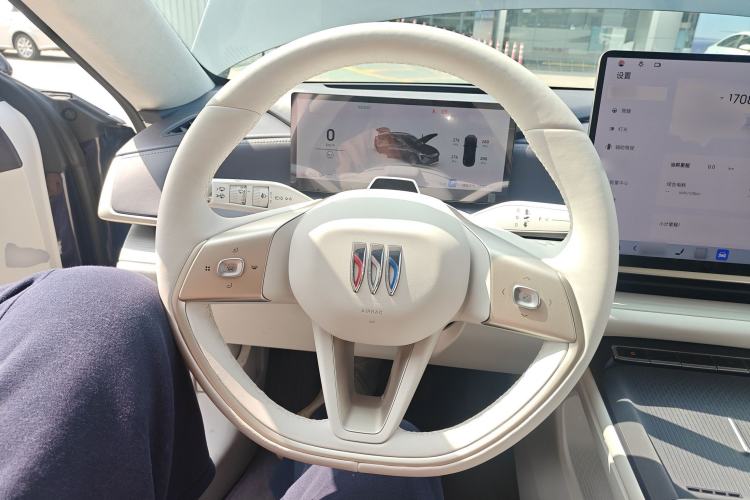 Used Buick L7 2025 Model Aivia Steering Wheel