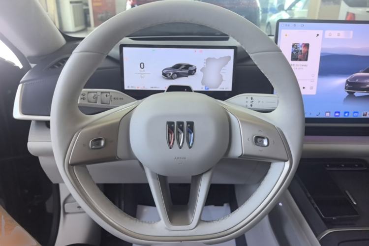 Used Buick L7 2025 Model Luxury Leisure Smart Driving Edition Steering Wheel