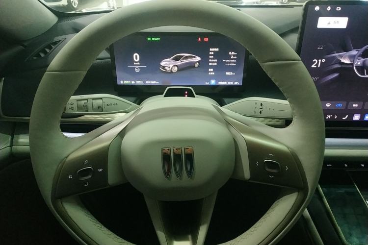 Used Buick L7 2025 Model Aivia Steering Wheel