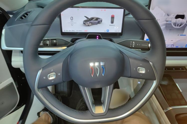 Used Buick L7 2025 Model Luxury Leisure Smart Driving Edition Steering Wheel