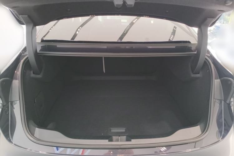 Used Buick L7 2025 Model Aivia Trunk