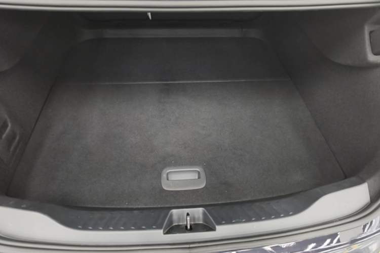 Used Buick L7 2025 Model Aivia Trunk