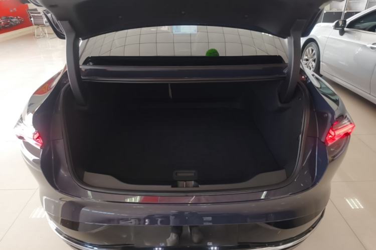 Used Buick L7 2025 Model Aivia Trunk