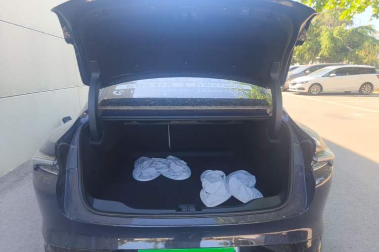 Used Buick L7 2025 Model Aivia Trunk