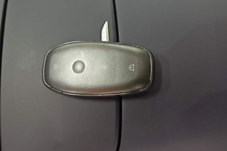 Used Buick L7 2025 Model Aivia Vehicle Key