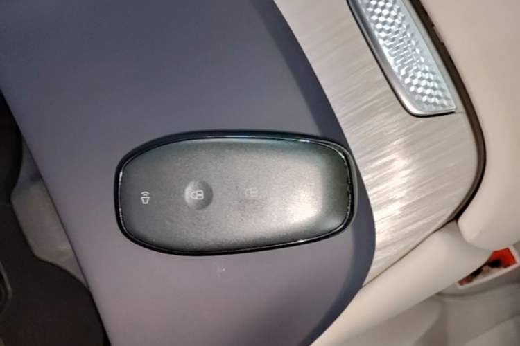 Used Buick L7 2025 Model Aivia Vehicle Key