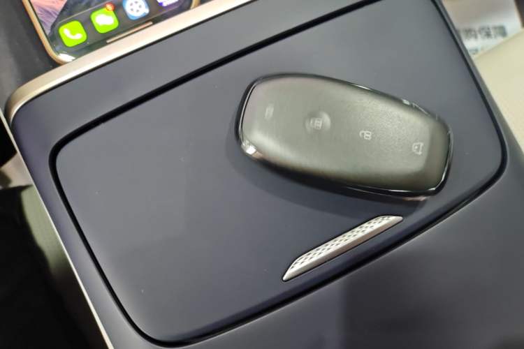 Used Buick L7 2025 Model Aivia Vehicle Key