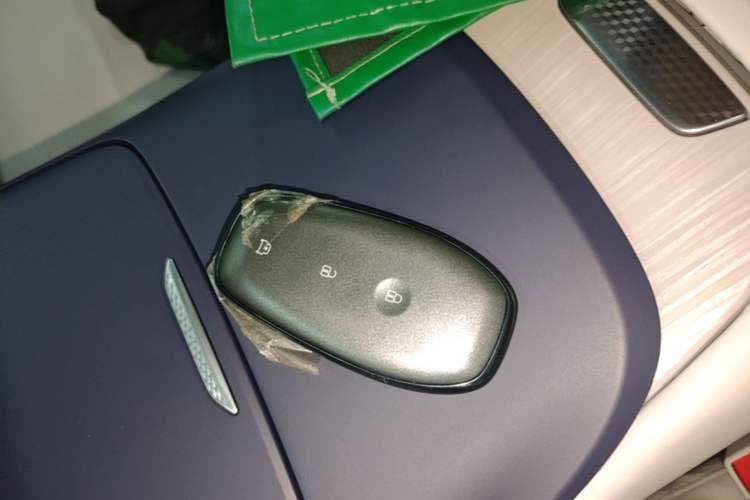 Used Buick L7 2025 Model Aivia Vehicle Key