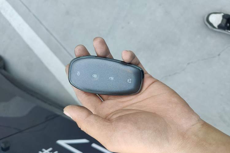 Used Buick L7 2025 Model Aivia Vehicle Key