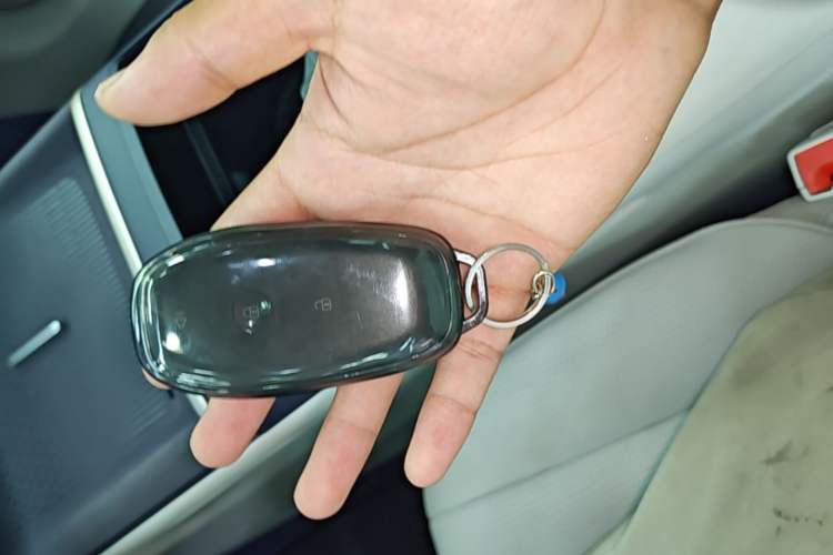 Used Buick L7 2025 Model Aivia Vehicle Key