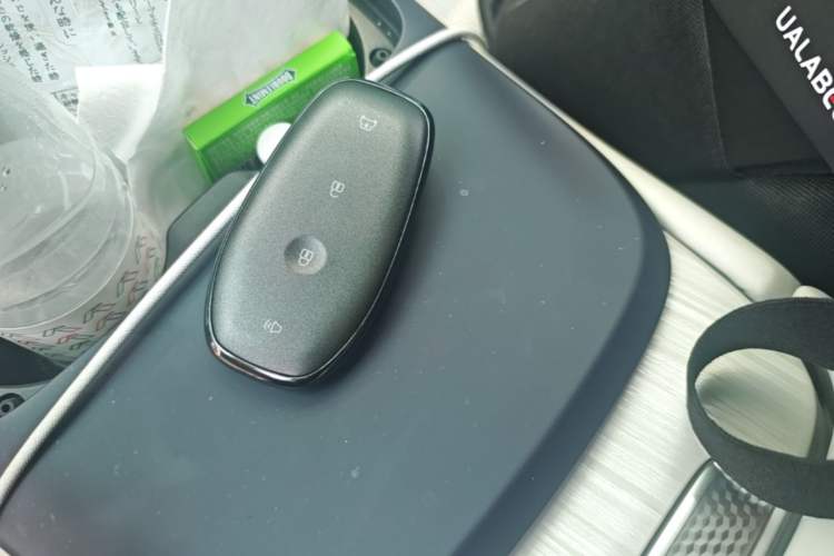 Used Buick L7 2025 Model Aivia Vehicle Key