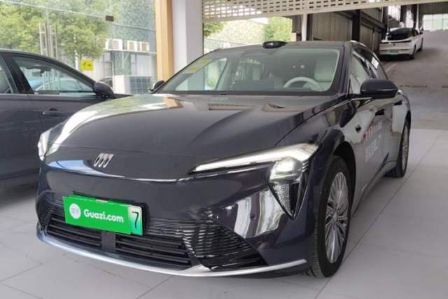 Used Buick L7 2025 Model Aivia